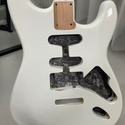 White gloss SSH Alder wood Strat Electric guitar body single single humbucker image 3