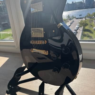 Gibson Les Paul Studio 2019 - 2024 Ebony with Gold Hardware image 2