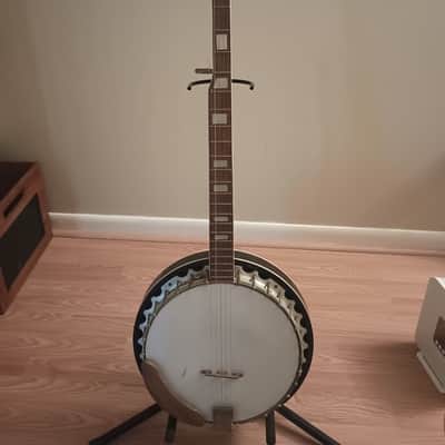 Checkmate 5 String banjo - 4 method books included image 1
