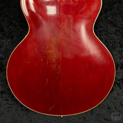 Gibson ES 335 TDC from 1968-69 in cherry red with original case image 4