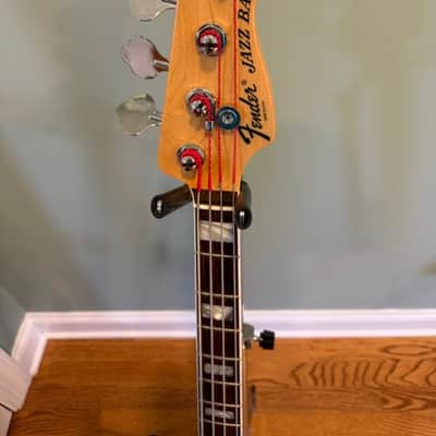 Fender American Deluxe Jazz Bass with Rosewood Fretboard 2010 - 2016 - 3-Color Sunburst image 3