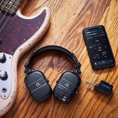 Boss WAZA-AIR BASS Wireless Personal Bass Amplification System Bundle w/Pig Hog PCH10BK Black Woven Instrument Cable and Liquid Audio Polishing Cloth image 6
