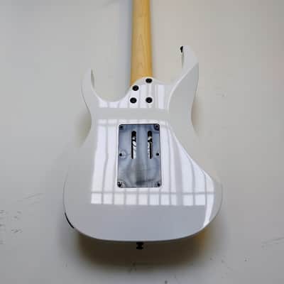 Ibanez RG450DXB-WH Standard - Jatoba Fretboard - 2018 - Present - White image 20