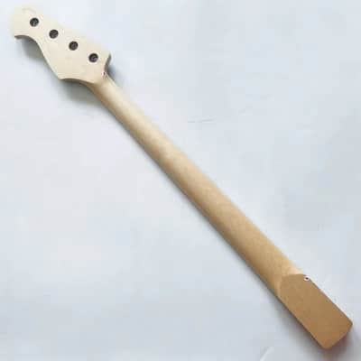 Sunburs Harley Benton 4 String Bass Maple Neck, 21 Frets image 5