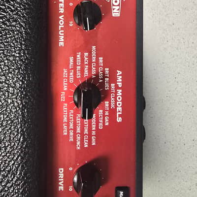 Line 6 Flextone 60-Watt 1x12" Digital Modeling Guitar Combo & Extension speaker cabinet image 9
