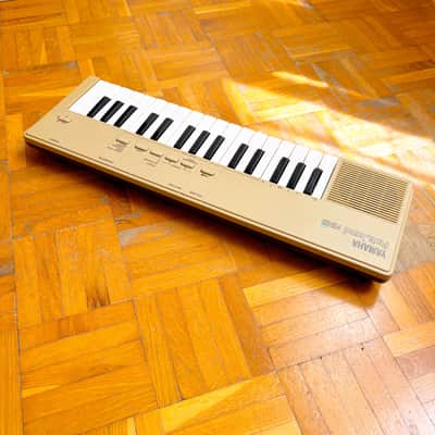 Vintage Yamaha PortaSound PSS-110 Mini Keyboard Synthesizer Made in Japan 1983! With brand new power supply! image 5