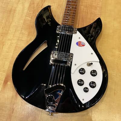 Rickenbacker 330 6-String Electric Guitar JetGlo Bild 1
