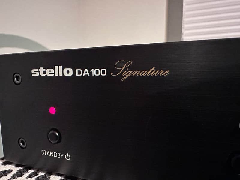 April Music Stello DA100 Signature 2000's - Black image 1