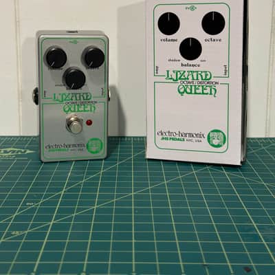 Electro-Harmonix / JHS Nano Lizard Queen Octave Fuzz 2023 - Present - Silver / Green image 1