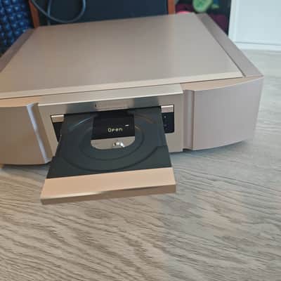 Marantz SA-10 SACD Player /DAC Reference Series Champagne Gold - Japanese edition image 2