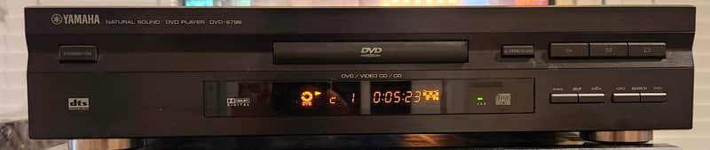 Yamaha Yamaha DVD-S796 is a vintage natural sound DVD, CD, and VCD player 2000 - Black