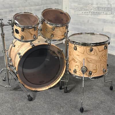 Mapex Saturn VI Rock 4pc Drum Set 22/10/12/16 Exotic Natural Burl image 2