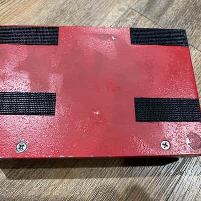 Tonebone Hot British 2000 - Red image 5