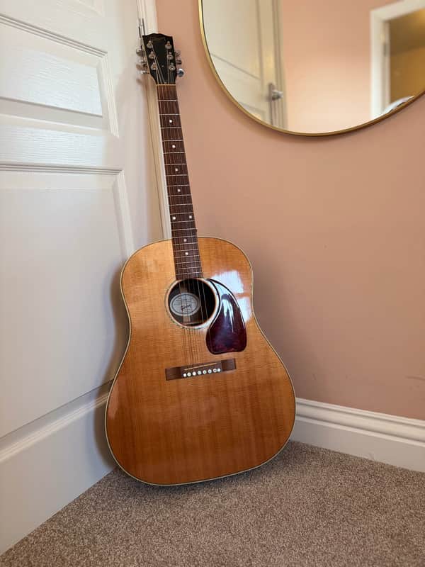 Gibson J-15
