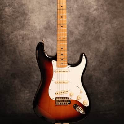 Fender Jimi Hendrix Artist Series Signature Stratocaster 2019 - Present - 3-Color Sunburst image 2