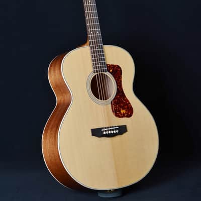 Guild BT-240E Baritone Natural image 2