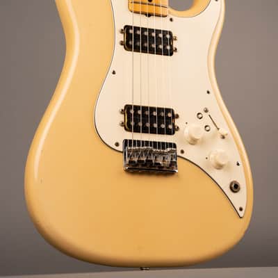 1981 Fender Bullet USA Olympic White image 3