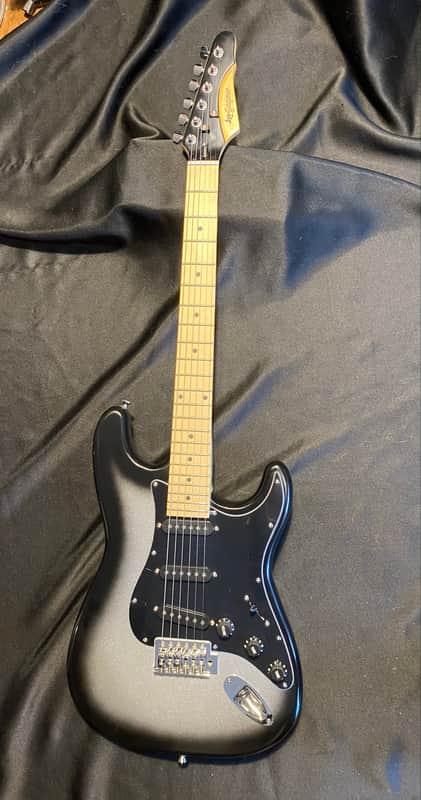 Leo Jaymz Leo Jaymz 2025 - Black/ silver burst with maple neck and fingerboard image 1