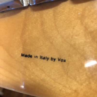 Vox Mark VI Acoustic Teardrop 1966 - Red image 2