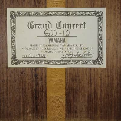Yamaha GD-10 Grand Concert Classical Guitar, Solid Spruce, IRW image 15