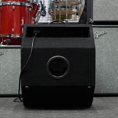 Hartke Kickback 15 Bass Combo Amp - (Used) image 6