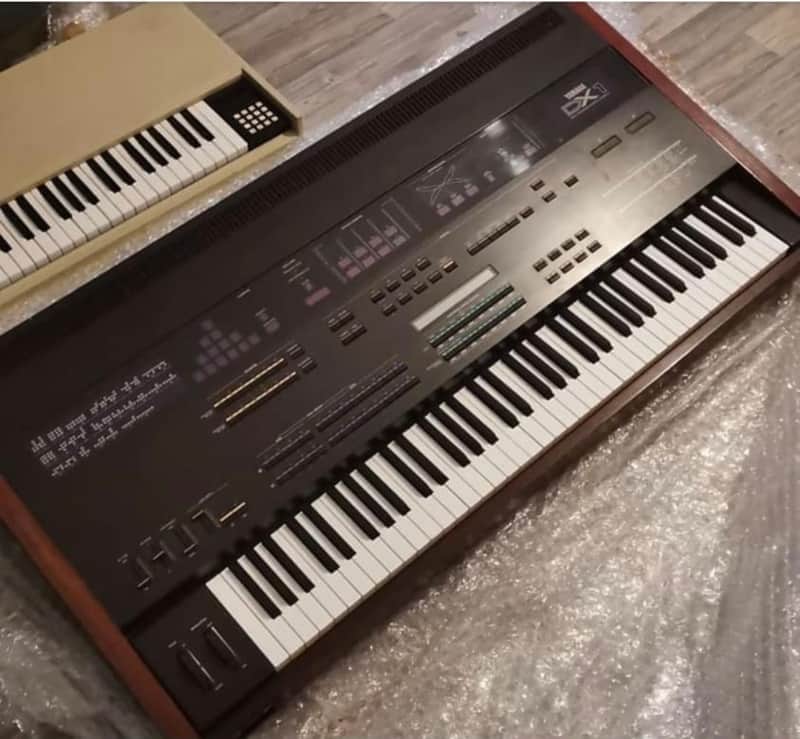 Yamaha DX1 1983 image 1