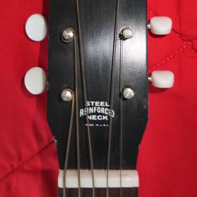 Vintage Silvertone Model 319 Acoustic 1960's Tobacco Sunburst Parlor Guitar image 3