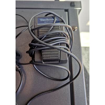 Technics SX-P30 - Digital Pianos - Black - Excellent w/ Power Supply & sustain pedal image 4