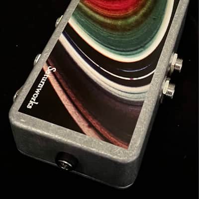 Saturnworks Stereo Active Summer Combiner Guitar Pedal with Neutrik Jacks image 2