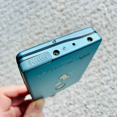 Sony WM-EX610 Walkman Cassette Player, Awesome Candy Blue ! Working ! image 12