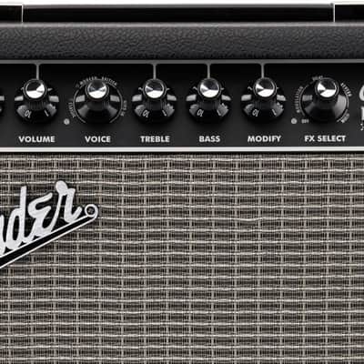 Fender Champion II 25 Combo Amp Black image 3