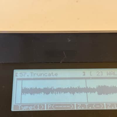 Roland - W30 Sampling Workstation image 5