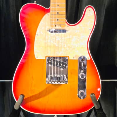 Fender Telecaster Elite 2018 - Strawberry Burst image 2