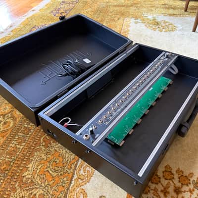 Make Noise 7U Metal CV Bus Case 2008 - Present - Black image 3