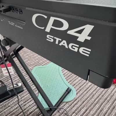 Yamaha CP4 Stage Piano - Excellent Condition image 3