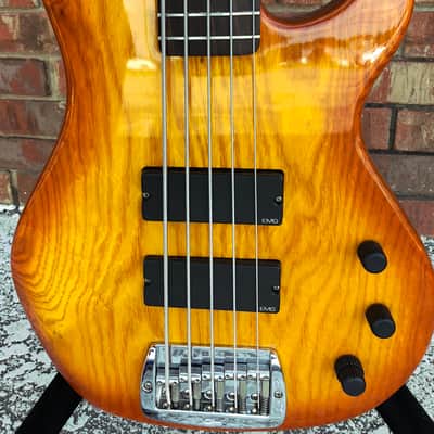 G&L L5500 amber image 1