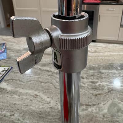 Yamaha Snare drum stand Model # SS-710 (MADE IN JAPAN) 1980's / 90's - chrome image 19
