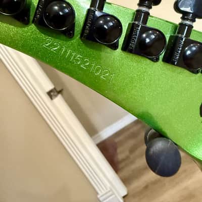 Kramer Dave Mustaine Signature Vanguard 2023 - Present Rust In Peace Alien Tech Green image 3