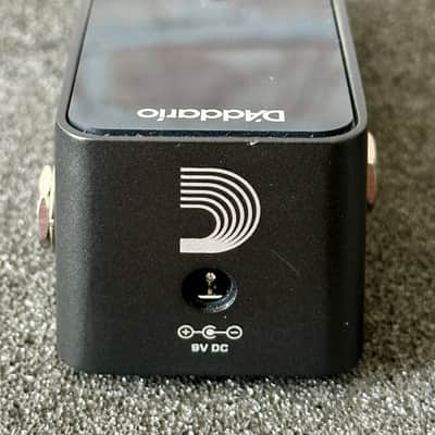 D'Addario PW-CT-23 Chromatic Pedal Guitar Tuner Plus - Black image 4