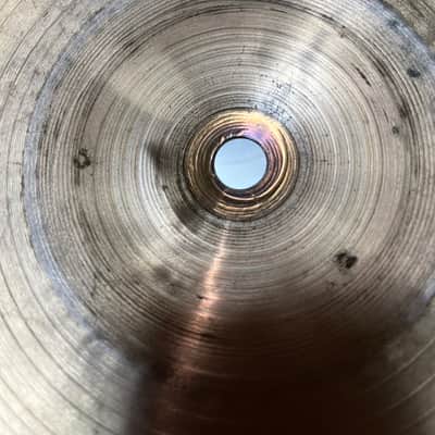 Paiste 14" 2002 Heavy Hi-Hat Cymbals (Pair) - Traditional - TOP HI HAT HAS SMALL CRACKS image 6