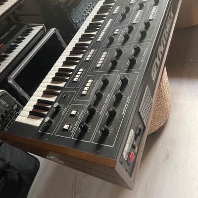 Elka Synthex, near mint condition with Tauntek upgrade image 4