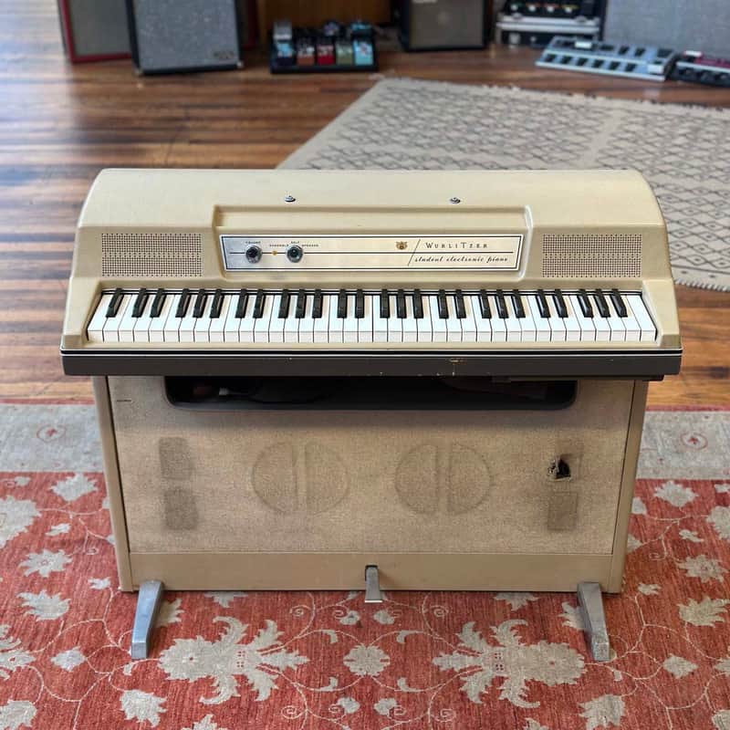 Wurlitzer 206A 64-Key Student Electronic Piano image 1