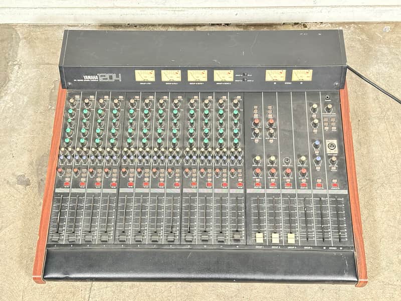 Yamaha MC1204 Analo Audio Mixer Board | Reverb Canada