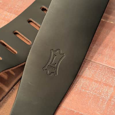 Levy's Guitar Strap Black Leather 2.5" Excellent Condition! image 2