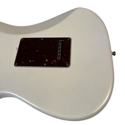 2019 Fender American Ultra Stratocaster - Arctic Pearl image 17