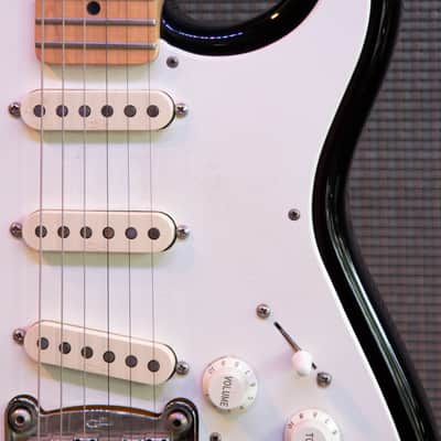G&L Legacy 1995 - Sunburst image 7
