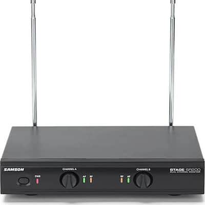 Stage 200 - Group D - Dual-Channel Handheld VHF Wireless System
2 Q6 Dynamic Mics image 2