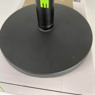 Shure by Gator SH-DESKTOP1 Round Base Desktop Microphone Stand, Black image 4