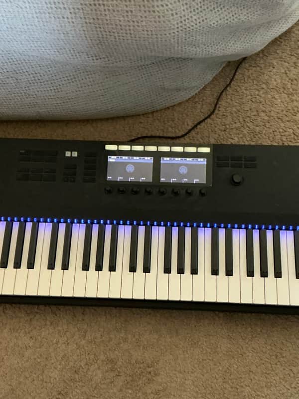 Native Instruments Komplete Kontrol S88 MKii 2020 - Present - Black image 1