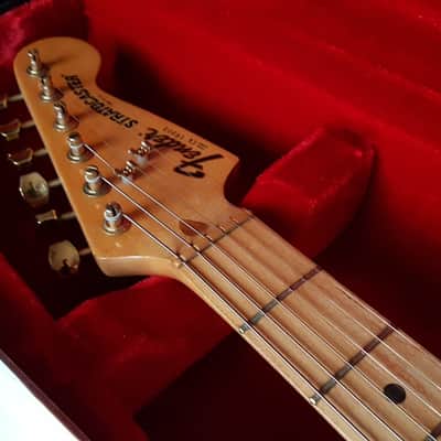 Fender Gold/Gold Stratocaster 1981 - 1983 image 6